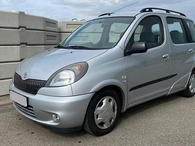 Toyota Yaris Verso