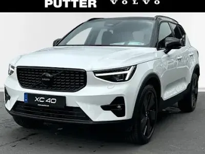 Gebraucht Volvo XC40 Plus 197 PS (144 kW) 2026 Weiß SUV