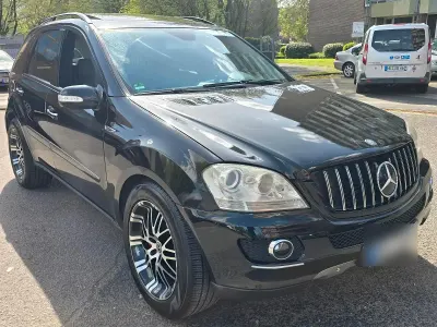 Gebraucht Mercedes ML350 2005 Schwarz SUV