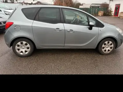 Gebraucht Opel Meriva Eco 120 PS (88 kW) 2011 Beige Van / Kleinbus