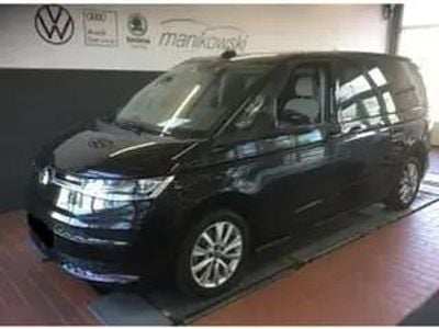 Käytetty VW Multivan Life 150 HP (110 kW) 2022 Musta Tila-auto