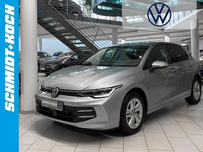 Gebraucht VW Golf VIII Life 116 PS (85 kW) 2024 Oyster silver (silber) Limousine
