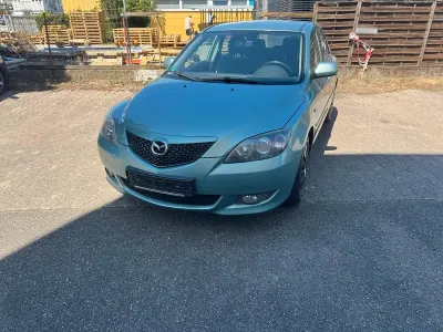 Gebraucht Mazda 3 105 PS (77 kW) 2004 Grün Kleinwagen