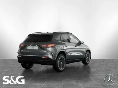 Gebraucht Mercedes GLA200 163 PS (119 kW) 2026 SUV