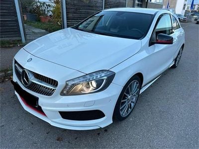Usata Mercedes A180 AMG line 122 CV (89 kW) 2014 Bianco Utilitaria