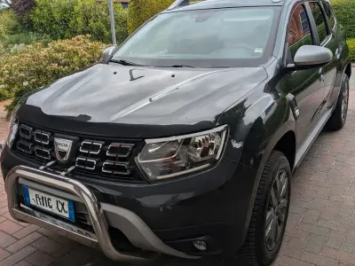 Gebraucht Dacia Duster Prestige 114 PS (83 kW) 2018 Grau SUV
