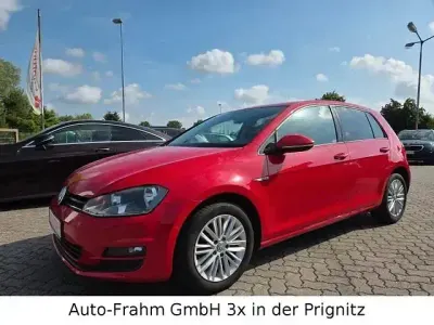Gebraucht VW Golf VII Cup 140 PS (102 kW) 2014 Rot Limousine