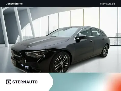 Gebraucht Mercedes CLA200 Shooting Brake 163 PS (119 kW) 2025 Unilack nachtschwarz Kombi