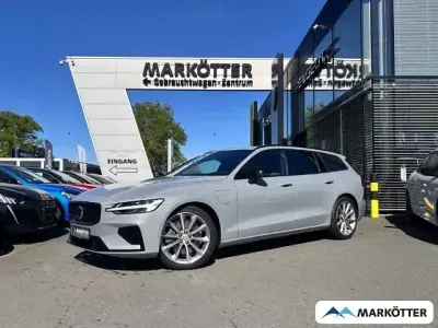 Gebraucht Volvo V60 Plus 398 PS (292 kW) 2024 Grau Kombi