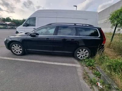 Gebraucht Volvo V70 Summum 245 PS (180 kW) 2016 Schwarz Kombi