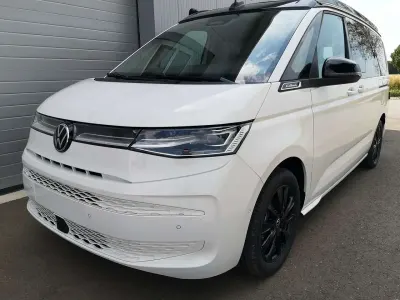 Neu VW California Beach 245 PS (180 kW) 2026 Puregrey Van