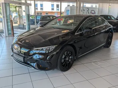 Gebraucht Mercedes EQE300 180 kW (245 PS) 2023 Obsidianschwarz Limousine