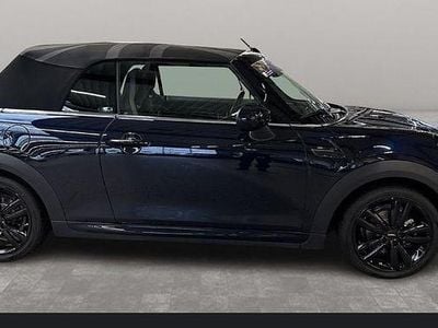 Gebraucht Mini Cooper Cabriolet 136 PS (100 kW) 2022 Enigmatic black Cabrio