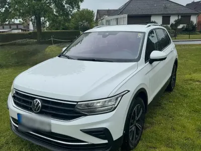 Gebraucht VW Tiguan Active 150 PS (110 kW) 2021 Weiß SUV