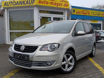 Gold Gebraucht 2010 VW Touran Van / Kleinbus | 7.750 € (Etwas zu teuer)