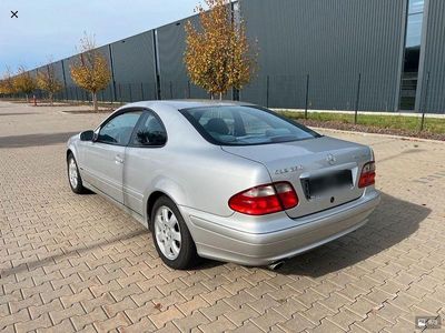 Mercedes CLK230