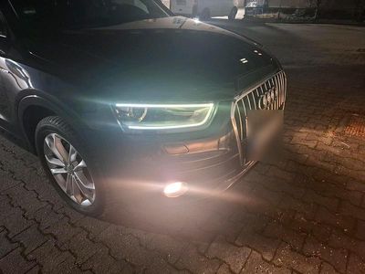 Second-hand Audi Q3 177 CP (130 kW) 2016 Albastru SUV