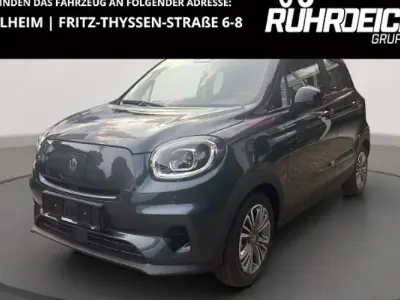 Usata Leapmotor T03 69 kW (95 CV) 2025 Grigio Utilitaria