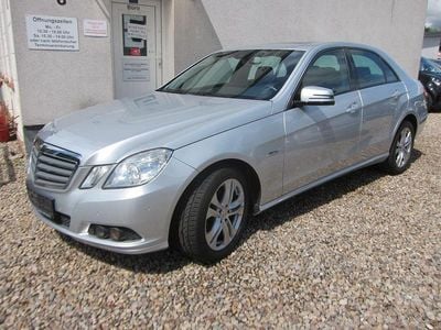 Gebraucht Mercedes E220 Elegance 170 PS (125 kW) 2009 Silber Limousine