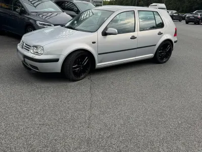 Gebraucht VW Golf III Comfortline 125 PS (91 kW) 1999 Silber Limousine