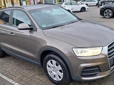 Gebraucht Audi Q3 Ambiente 150 PS (110 kW) 2015 Braun SUV