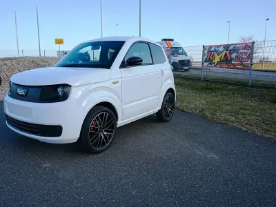 Nouă Ligier Myli 2026 Alb Hatchback