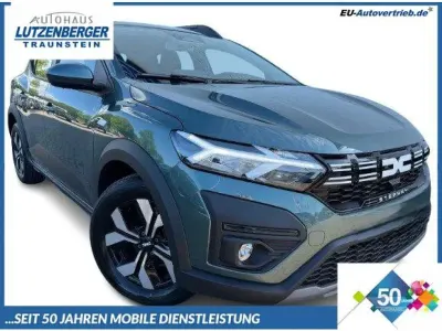 Gebraucht Dacia Sandero Stepway 91 PS (66 kW) 2025 Zedergrün (metallic) SUV