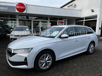 Weiß Neu 2025 Skoda Octavia Selection Limousine | 32.980 € (Guter Preis)