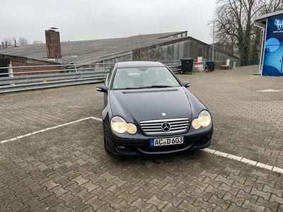 Mercedes C180