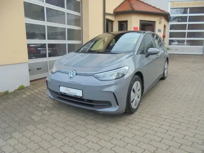 Gebraucht VW ID.3 Pro 150 kW (204 PS) 2024 Mondsteingrau / schwarz Kleinwagen