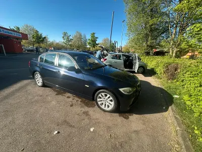 Używany BMW 320 143 KM (105 kW) 2007 Niebieski Sedan/Limuzyna