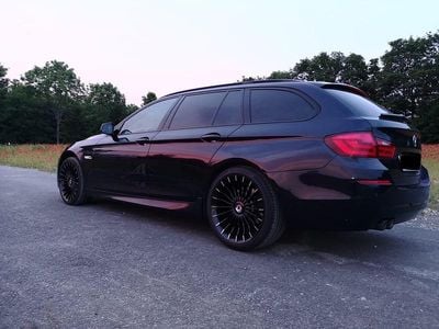 Gebraucht BMW 530 M Sport 258 PS (189 kW) 2011 Schwarz Kombi