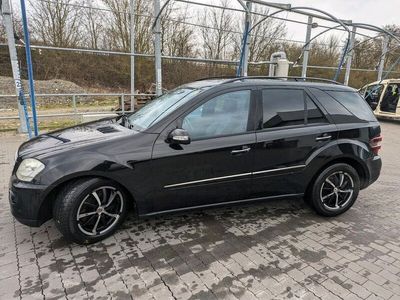 gebraucht Mercedes ML500 V8 mit Airmatic