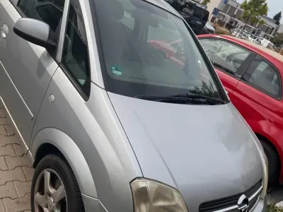 Gebraucht Opel Meriva 90 PS (66 kW) 2005 Silber Van / Kleinbus