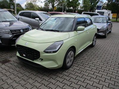 Neu Suzuki Swift Comfort 83 PS (61 kW) 2025 Gelb Kleinwagen