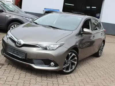 Gebraucht Toyota Auris Edition-S 116 PS (85 kW) 2017 Gray Limousine
