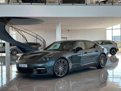 Porsche Panamera 4S