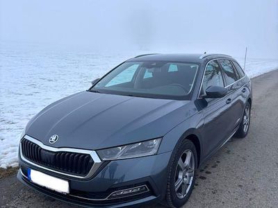 Grau Gebraucht 2020 Skoda Octavia Style Kombi | 22.990 € (Etwas zu teuer)