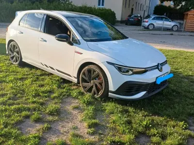 Gebraucht VW Golf VIII Sport 300 PS (220 kW) 2022 Weiß Limousine