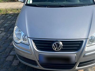 Gebraucht VW Polo 70 PS (51 kW) 2007 Grau Kleinwagen