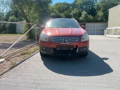 Gebraucht Nissan Qashqai +2 141 PS (103 kW) 2009 Rot SUV