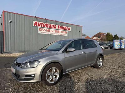 Gebraucht VW Golf VII Comfortline 105 PS (77 kW) 2013 Tungsten silver metallic Kleinwagen