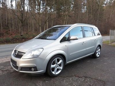Gebraucht 2006 Opel Zafira Sport Van / Kleinbus | 1.999 € (Fairer Preis)