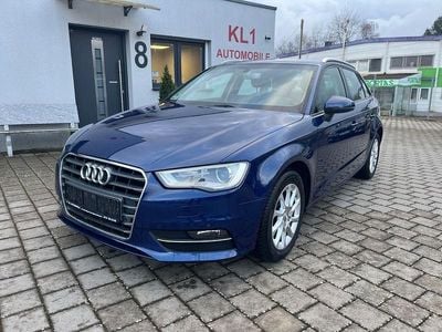 Gebraucht Audi A3 Attraction 110 PS (80 kW) 2016 Blau Limousine