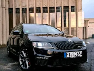 Gebraucht Skoda Octavia vRS 184 PS (135 kW) 2015 Schwarz Kombi