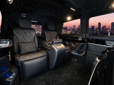 Nuova Mercedes V300 Business 237 CV (174 kW) 2026 Nero Monovolume