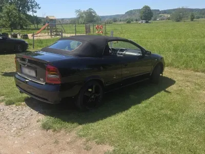 Gebraucht Opel Astra 152 PS (111 kW) 2002 Schwarz Cabrio