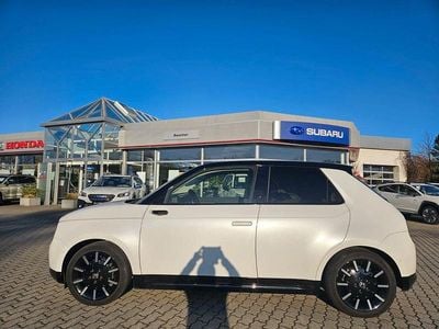 Gebraucht Honda e Advance 113 kW (154 PS) 2021 Platinum white p. Kleinwagen