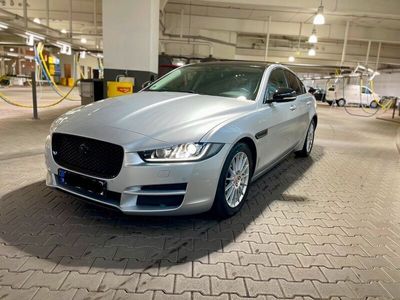 gebraucht Jaguar XE 2.0d *1Hand *55.000km *Scheckheft gepflegt !