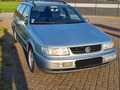 Gebraucht VW Passat 90 PS (66 kW) 1996 Silber Kombi